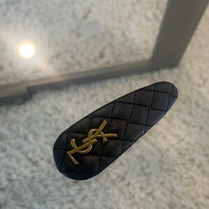 Handmade oversized hair clip